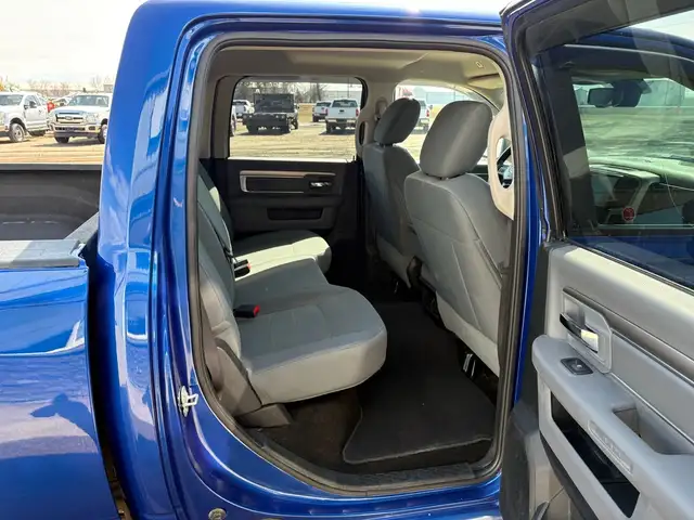 2017 Ram 1500 Crew Cab 4X4 SLT 5.7L - Rebuilt Title - Photo 15