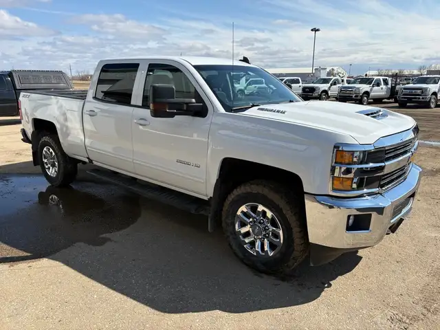2019 Chevrolet Silverado 2500 Crew Cab 4X4 LT 6.6L - Rebuilt Tit - Photo 3