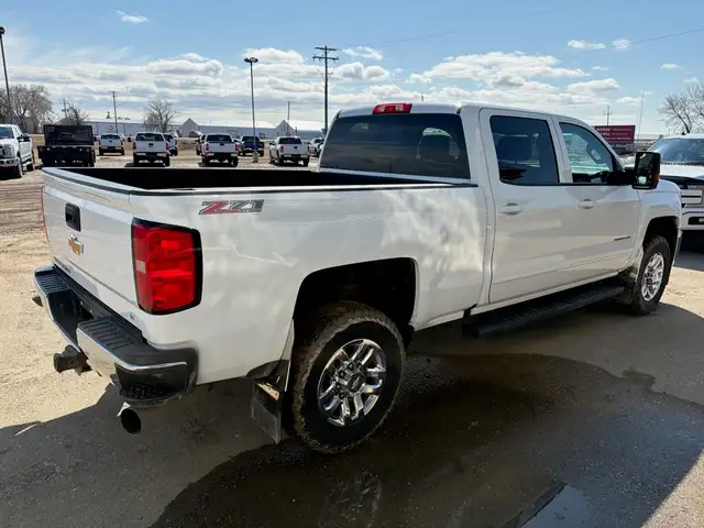 2019 Chevrolet Silverado 2500 Crew Cab 4X4 LT 6.6L - Rebuilt Tit - Photo 4
