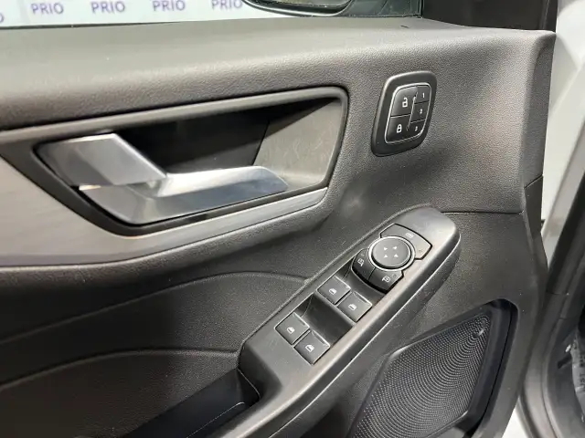 2025 Ford Escape - Photo 10