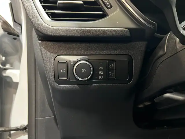 2025 Ford Escape - Photo 12