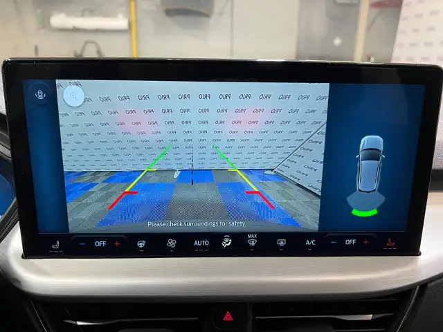 2025 Ford Escape - Photo 30