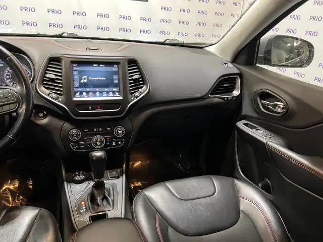 2021 Jeep Cherokee - Photo 30