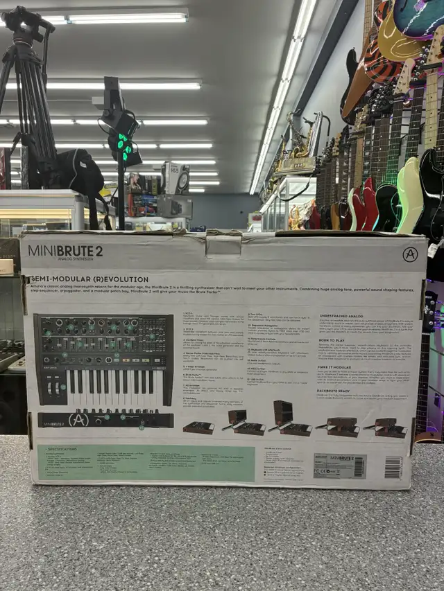 Arturia Mini Brute 2 Synthesizer - Photo 3