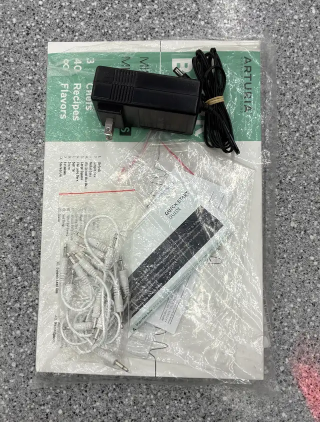 Arturia Mini Brute 2 Synthesizer - Photo 6