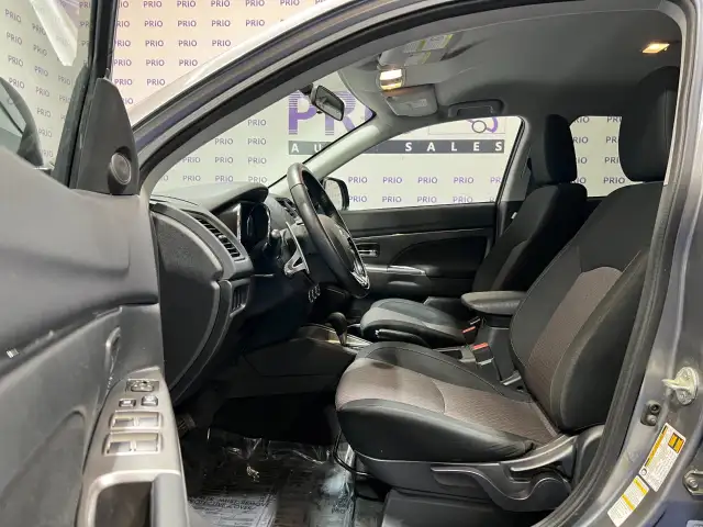 2018 Mitsubishi RVR - Photo 12