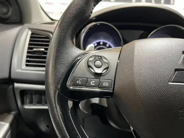 2018 Mitsubishi RVR - Photo 21