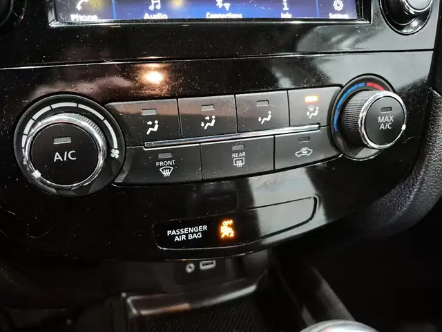 2018 Nissan Rogue S S | Heated Seats | - Photo 13