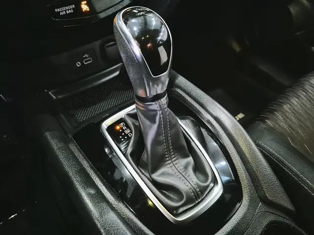 2018 Nissan Rogue S S | Heated Seats | - Photo 16