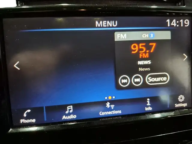 2018 Nissan Rogue S S | Heated Seats | - Photo 19