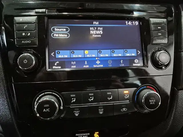 2018 Nissan Rogue S S | Heated Seats | - Photo 22