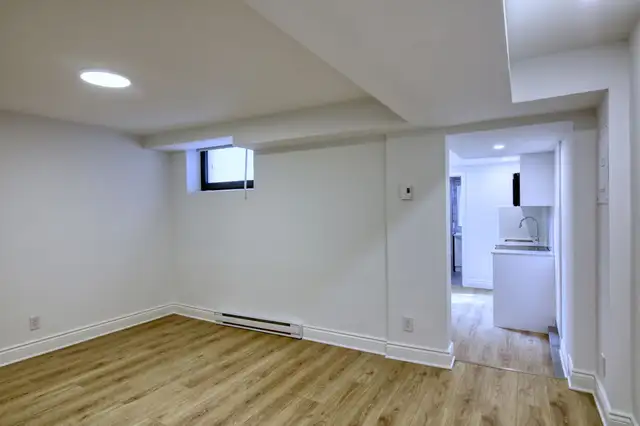 1 bedroom, Vendôme metro, fridge/stove incl. - ID 955 - Photo 4