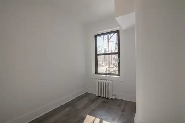 Steps from Vendôme metro, heat & hot water included - ID 2647 - Photo 6