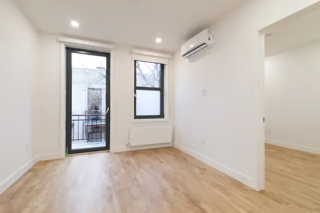 newly built with balcony, W/D   A/C, heating included - ID 426 - Photo 2