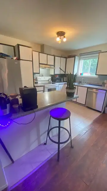 Beau grand 3 1/2  1 Juillet 2026 au 90 PET - Photo 6