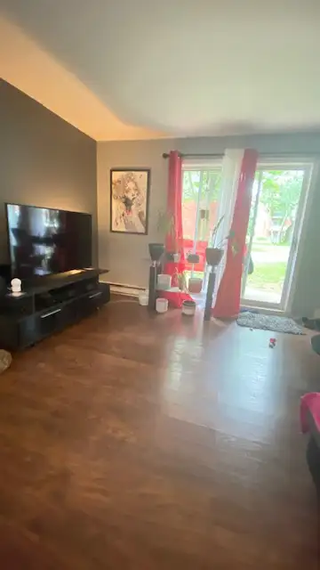 Beau grand 3 1/2  1 Juillet 2026 au 90 PET - Photo 8