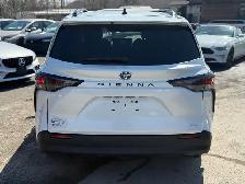 2025 Toyota Sienna Hybrid XLE 8 Passengers - Photo 5