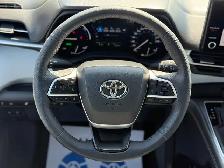 2025 Toyota Sienna Hybrid XLE 8 Passengers - Photo 18