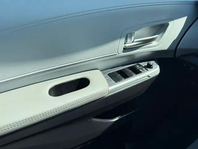 2025 Toyota Sienna Hybrid XLE 8 Passengers - Photo 22
