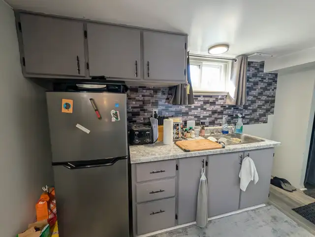 58 Chetwood St, St. Catharines - All Inclusive 1 Bedroom Unit - Photo 4