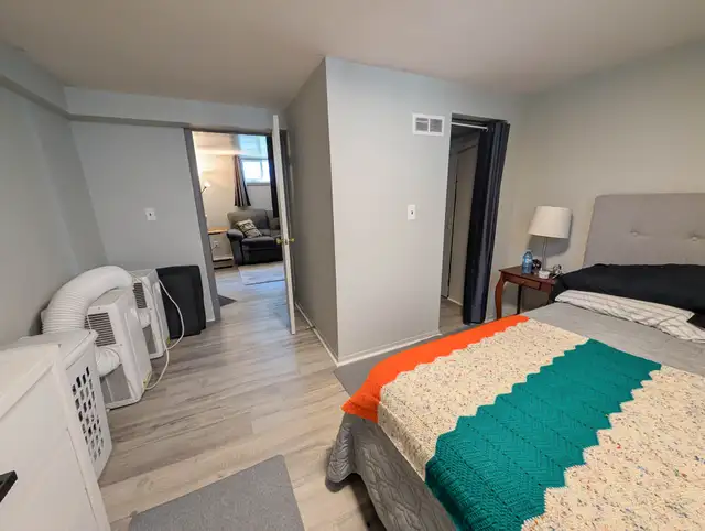 58 Chetwood St, St. Catharines - All Inclusive 1 Bedroom Unit - Photo 10