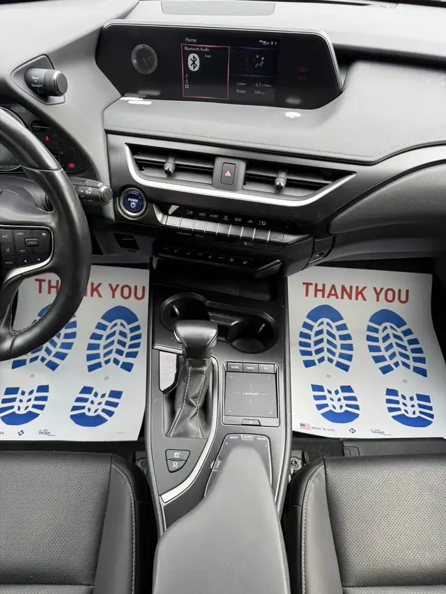 2021 Lexus UX250 Hybrid - Photo 13