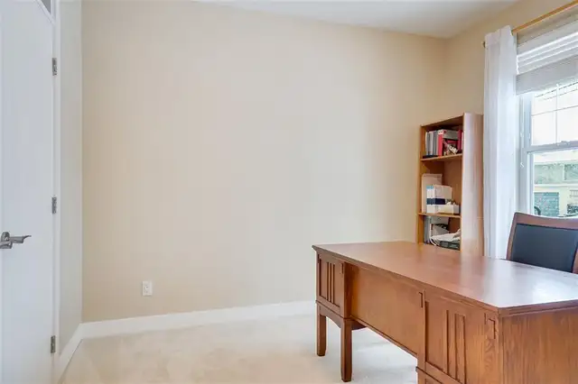 71 White Street - Photo 8