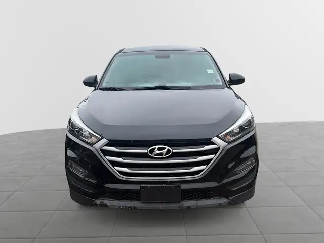 2018 Hyundai Tucson 2.0L Base 2.0 L | Heated Seats | Rearview... - Photo 2