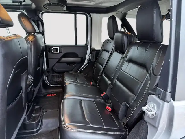 2021 Jeep Wrangler Unlimited Sahara Sahara 4x4 | Leather Seat... - Photo 11