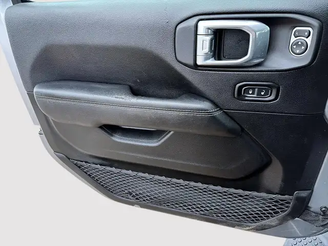 2021 Jeep Wrangler Unlimited Sahara Sahara 4x4 | Leather Seat... - Photo 15