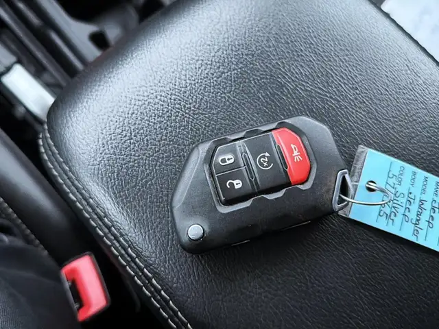 2021 Jeep Wrangler Unlimited Sahara Sahara 4x4 | Leather Seat... - Photo 18