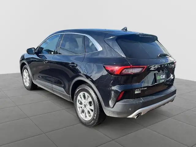 2023 Ford Escape Active Active | Tech Pkg | SAVE $16,596 VS NEW! - Photo 4