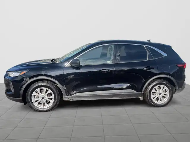 2023 Ford Escape Active Active | Tech Pkg | SAVE $16,596 VS NEW! - Photo 5