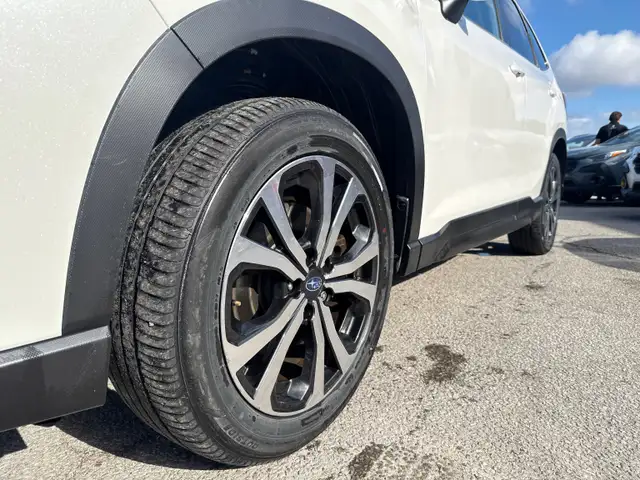 2020 Subaru Forester Limited Limited, Leather, Pano Roof, AWD - Photo 6