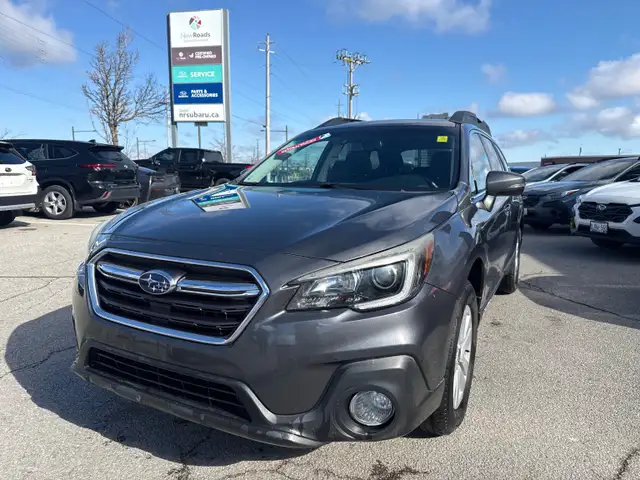 2019 Subaru Outback 2.5i Touring AWD, Sunroof, Power Tailgate - Photo 3