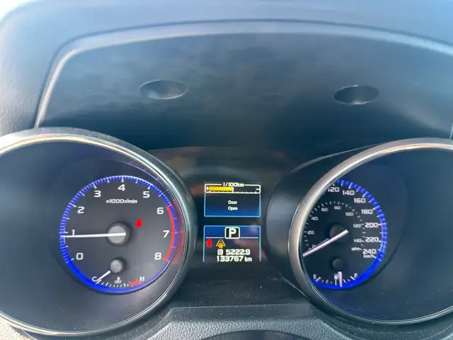 2019 Subaru Outback 2.5i Touring AWD, Sunroof, Power Tailgate - Photo 18