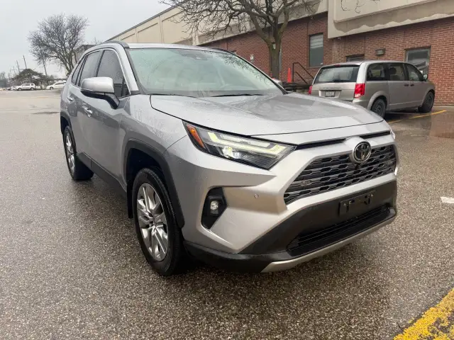 2022 Toyota RAV4 Limited AWD, NAV, LEATHER, SUNROOF - Photo 3