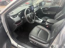 2022 Toyota RAV4 Limited AWD, NAV, LEATHER, SUNROOF - Photo 9