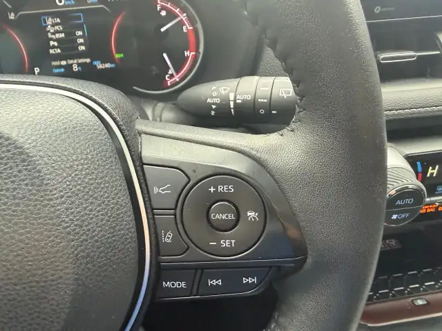2022 Toyota RAV4 Limited AWD, NAV, LEATHER, SUNROOF - Photo 14