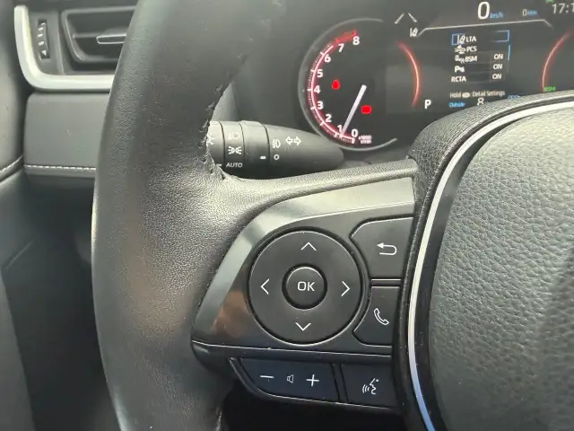 2022 Toyota RAV4 Limited AWD, NAV, LEATHER, SUNROOF - Photo 16