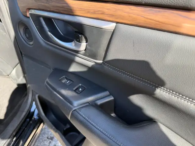 2021 Honda CR-V EX-L AWD, LEATHER, SUNROOF - Photo 10