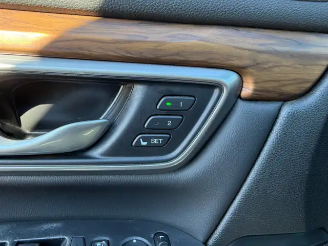 2021 Honda CR-V EX-L AWD, LEATHER, SUNROOF - Photo 16