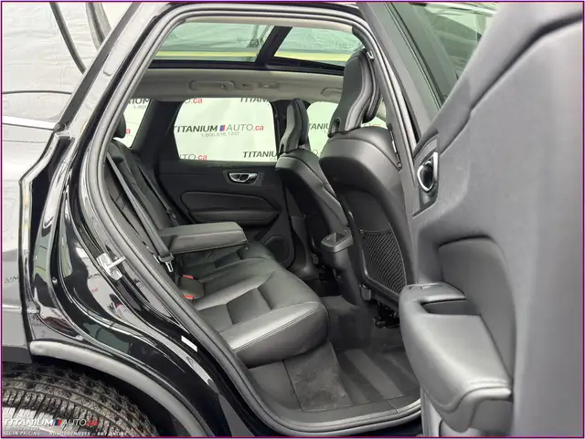 2022 Volvo XC60 B6 AWD-Pano Roof-Driver Assist Safety PKG-GPS-XM - Photo 27