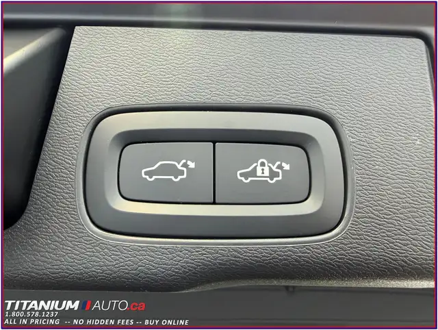 2022 Volvo XC60 B6 AWD-Pano Roof-Driver Assist Safety PKG-GPS-XM - Photo 33
