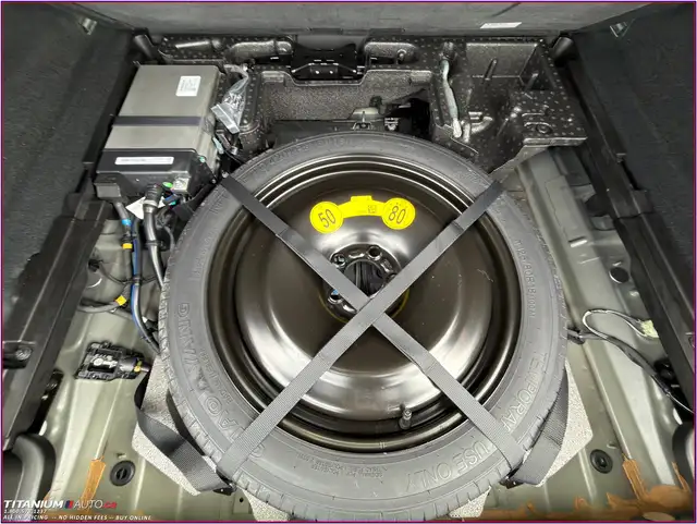 2022 Volvo XC60 B6 AWD-Pano Roof-Driver Assist Safety PKG-GPS-XM - Photo 41