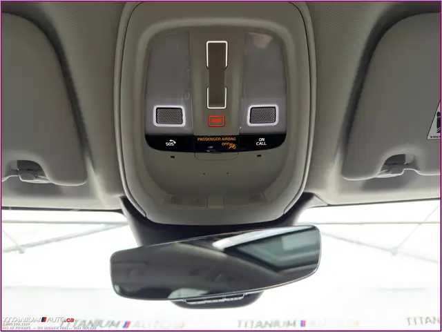 2022 Volvo XC60 B6 AWD-Pano Roof-Driver Assist Safety PKG-GPS-XM - Photo 45