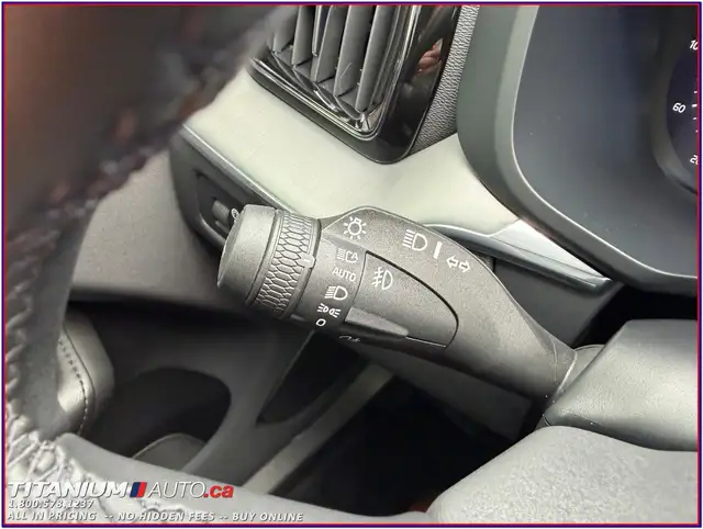 2022 Volvo XC60 B6 AWD-Pano Roof-Driver Assist Safety PKG-GPS-XM - Photo 49