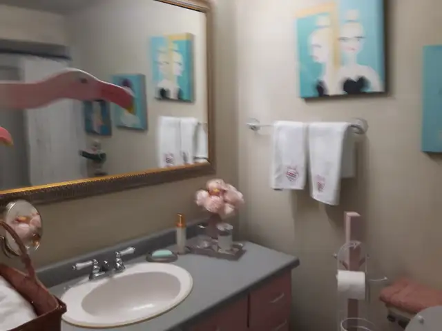 Private xclean  quiet  queensize  room in  exe home - Photo 4