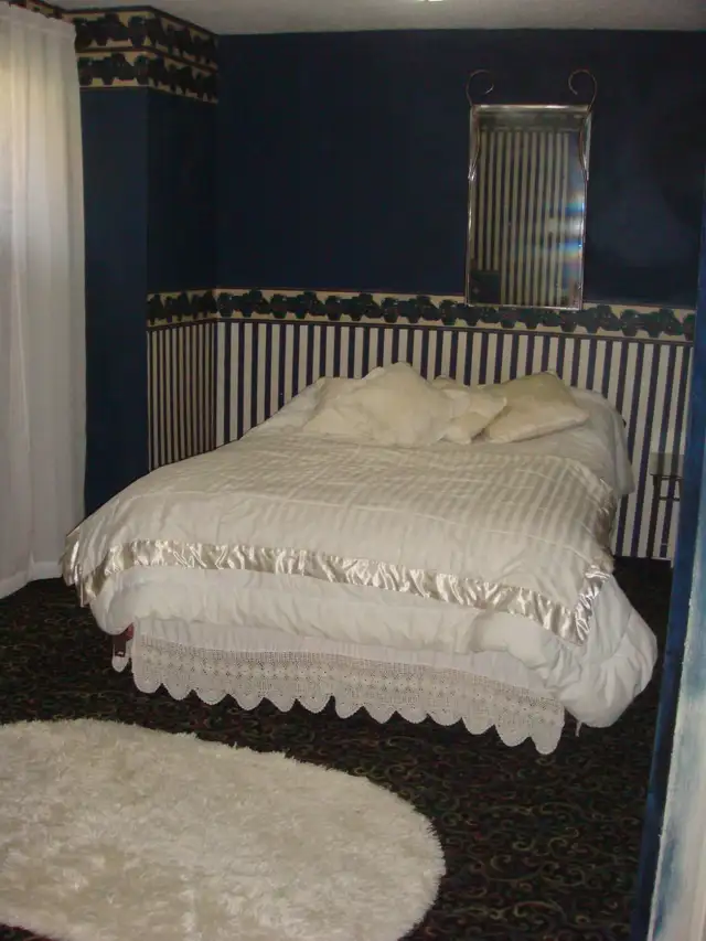 Private xclean  quiet  queensize  room in  exe home - Photo 6