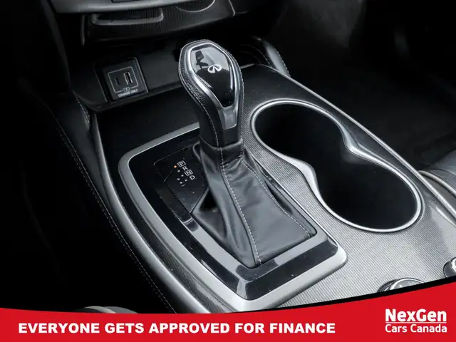 2019 INFINITI QX60 PURE AWD / LEATHER / SUNROOF/ NAVIGATION/ HEA - Photo 16